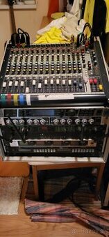 Mixpult SOUNDCRAFT + rack
