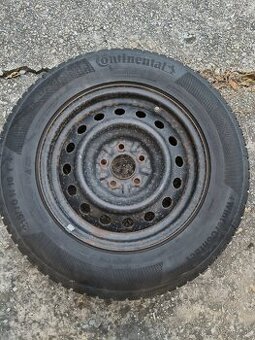 Zimné pneu Continental 215/70 R16 s diskami