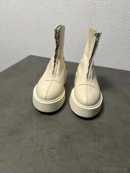 EDITED Členkové čižmy 'Herbie' béžová