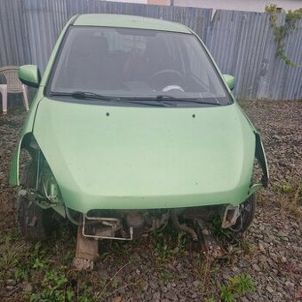 Predám náhradné diely na suzuki splash 1.2 rok výroby 2009 n