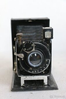 Starý mechový fotoaparát