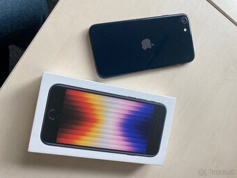 iPhone SE 2022 - bateria 98%