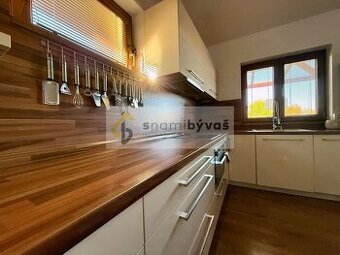 5 i RD s terasou 54 m2, pozemok 1205 m2, Valaliky