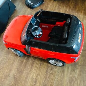 Elektrické autíčko Range Rover HSE 4x45W