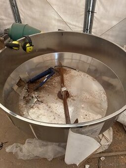 Dávkovač , miešadlo