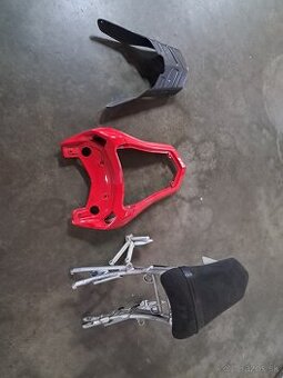 Ducati 999 zadny rám.