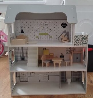 Baby Mix Drevený Montessori domček pre bábiky