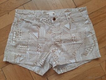 vzorované kraťasy v.38