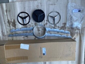 Mecedes benz C w205 2015 predna maska