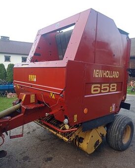 Balikovač lis New Holland 658 s variabilnou komorou