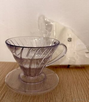 Hario Dripper V60-01, plastový, číry