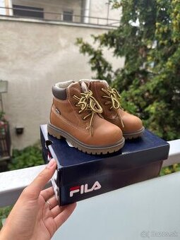 detské topánky Fila, veľkosť 22