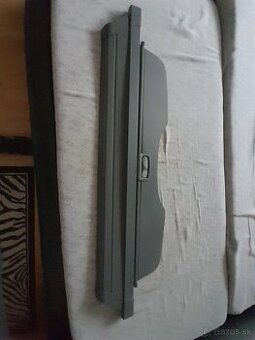 Predam zadnu roletu.