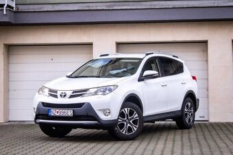 Toyota RAV4 2.0i MT6 4x4 - SK auto - 1.Majiteľ