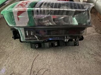 Predné svetlo sx4 scross