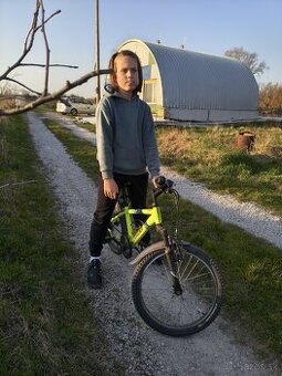 Predam detsky bicykel