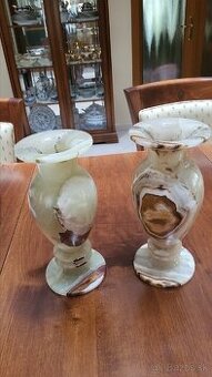 Predám mramorové vázy 2ks