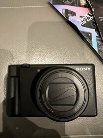 Sony ZV-M2 špičkový digitálny fotoaparát