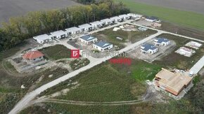 Na predaj stavebný pozemok 609 m2 v obci Dunajský Klátov