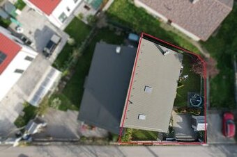 NOVINKA | Novostavba rodinného domu pri jazere vo Veľkom Bie