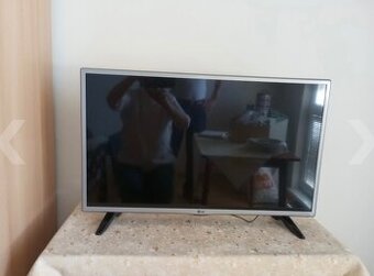 Predam Televizor LG