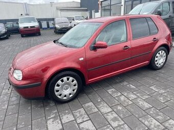 Volkswagen Golf 1.416v 55kw rok 2000 Edition