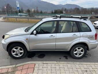 TOYOTA RAV 4....4 x 4....2.0 D....PREDANÉ....