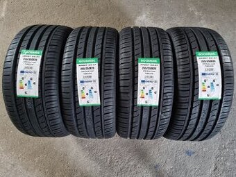 255/35r20 letné Goodride