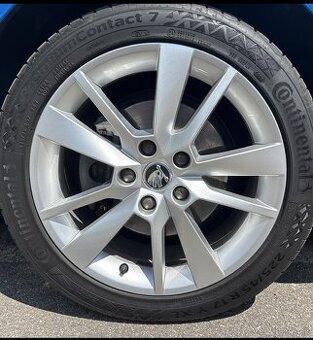 Škoda Octavia, originál alu kola Trius s pneu