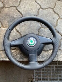 Volant koženy 3 ramenny nanovo obšitý aj s airbag