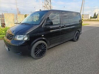 Predam VW Multivan 2.5 tdi 128 kw DSG
