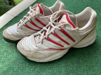 Tenisky / halovky Adidas 38
