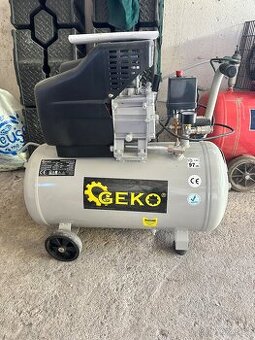 Vzduchový kompresor 50l 220V