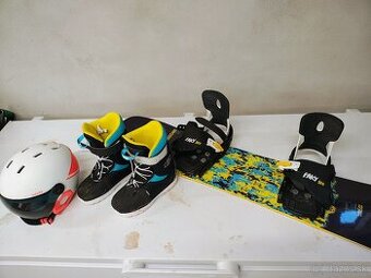 Predám detský set - snowboard+topánky+prilba