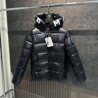 Páperová bunda Moncler