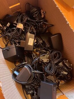 Predám viacero druhov nabíjačiek