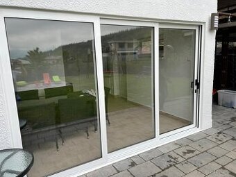 Posuvné hliníkové systémy na terasu, altánok, záhradbý domče