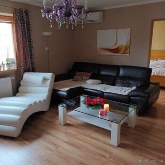 Ponúkam na prenájom priestranný 2-izbový byt Stefanikova Tri