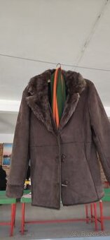 dámsky krátky  kožuch