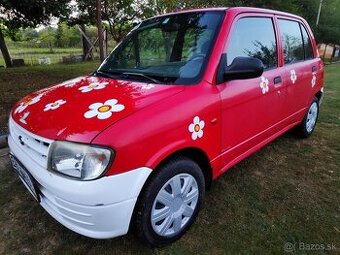 Daihatsu Coure 1,0 benzín r.v.2002 Km 105000