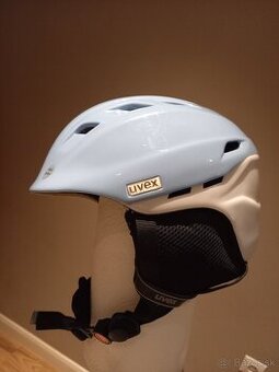 Detská lyžiarska prilba UVEX