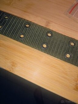 Predám úplne nové vojenské opasky