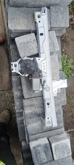 Systém na sťahovanie okna z peugeot 207