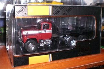 MACK R-SERIES / 1966  / red 1:43 , IXO