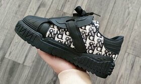 Dámske tenisky čierne vel 36 38 40 41