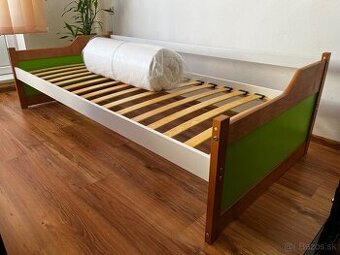 Detská posteľ 200x90 s roštom a matracom