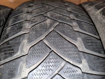 Dunlop 225/50/17
