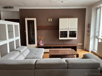 ZNOVU V PONUKE Výnimočný 2 izbový byt na predaj MEGA nízky n