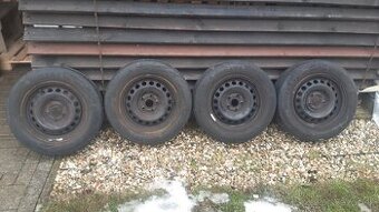 Predám kompletnú sadu letných kolies na Škoda Octavia III