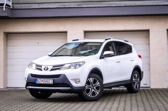 Toyota RAV4 2.0i MT6 4x4 - SK auto - 1.Majiteľ